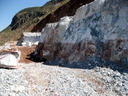 A portion of the mine where three distinct layers of the marble are exposed